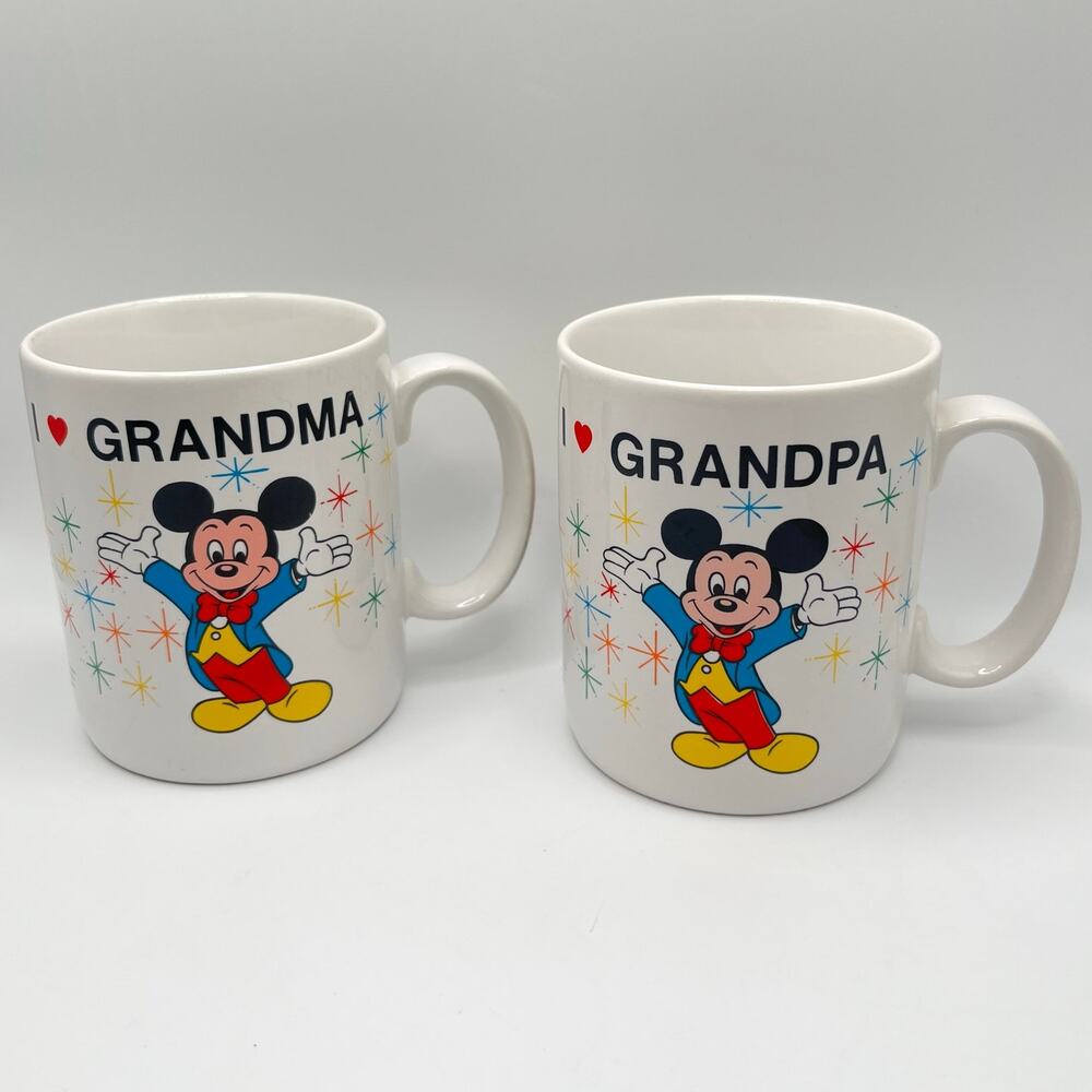 Disney World Vintage 1988 Epcot Castle Mickey Mouse "I Love Grandma Grandpa" Mug